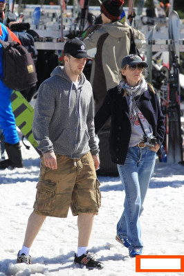 Aaron Johnson pic #599650