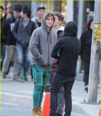 Aaron Johnson pic #544154