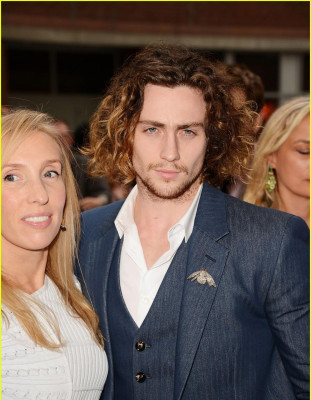 Aaron Johnson pic #531004