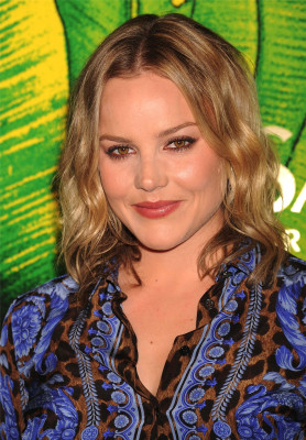 photo 11 in Abbie Cornish gallery [id419512] 2011-11-17 00:00:00