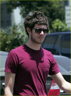 Adam Brody pic #137692