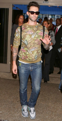 Adam Levine pic #737082