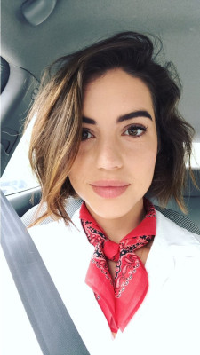 Adelaide Kane pic #940533