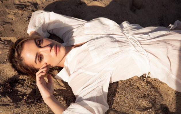 Adelaide Kane pic #1051029