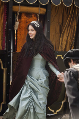 photo 5 in Adelaide Kane gallery [id666222] 2014-02-04 00:00:00