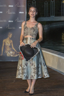 Adelaide Kane pic #710117