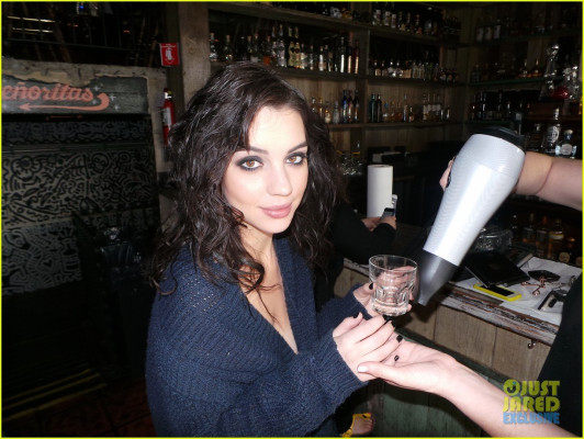 Adelaide Kane pic #707964