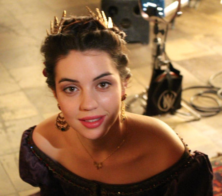 Adelaide Kane pic #777009