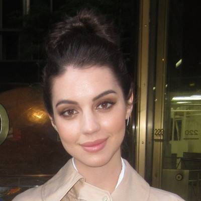 Adelaide Kane pic #777486