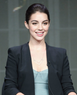 Adelaide Kane pic #709215