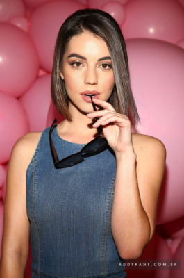 Adelaide Kane pic #940513