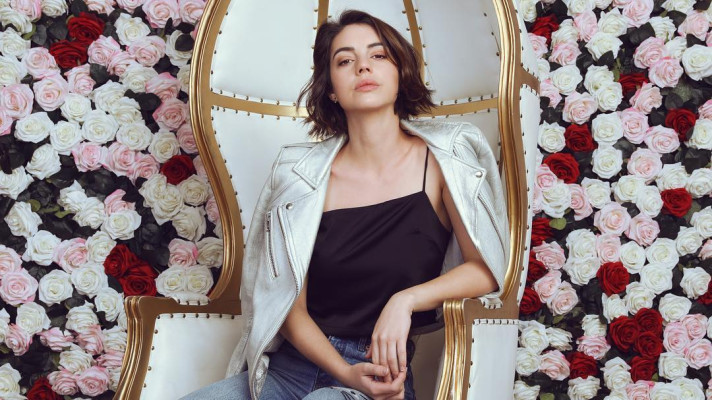 Adelaide Kane pic #940685