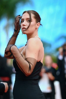 Adele Exarchopoulos pic #1304978
