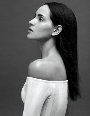 Adria Arjona pic #1235303