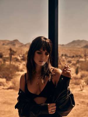 Adria Arjona pic #1243334