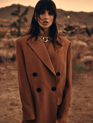 Adria Arjona pic #1243336