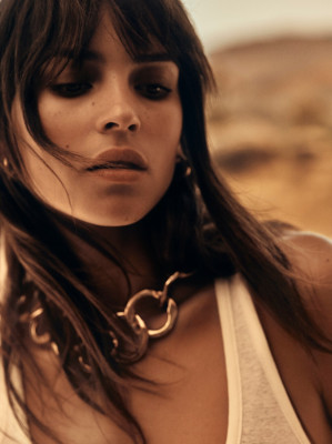 Adria Arjona pic #1243331
