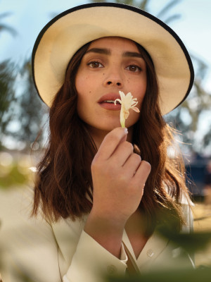 Adria Arjona pic #1230952