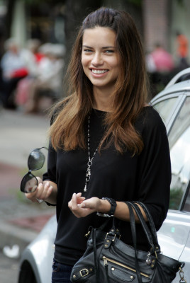 photo 12 in Adriana Lima gallery [id163887] 2009-06-22 00:00:00