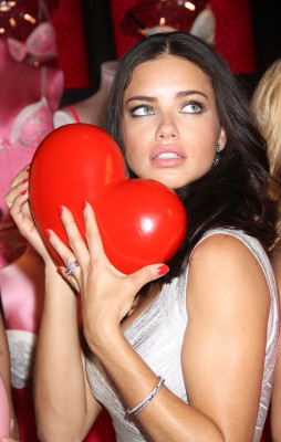 Adriana Lima pic #445883