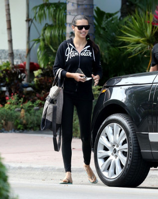 Adriana Lima pic #582404