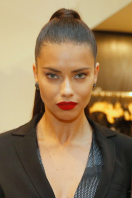 Adriana Lima pic #862220