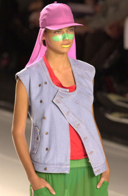 photo 3 in Adriana Lima gallery [id150911] 2009-04-29 00:00:00