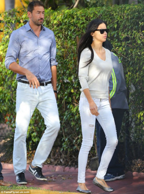 photo 8 in Adriana Lima gallery [id659693] 2014-01-09 00:00:00