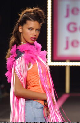 photo 20 in Adriana Lima gallery [id151189] 2009-04-29 00:00:00