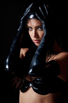 photo 5 in Adriana Lima gallery [id742434] 2014-11-24 00:00:00
