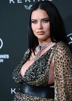 photo 11 in Adriana Lima gallery [id1306264] 2022-08-01 00:00:00