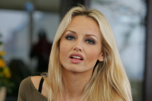Adriana Sklenarikova-Karembeu pic #492164