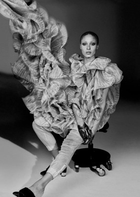 photo 3 in Adwoa Aboah gallery [id1074718] 2018-10-13 00:00:00