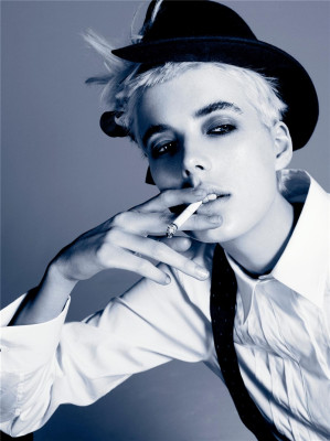 Agyness Deyn pic #131252