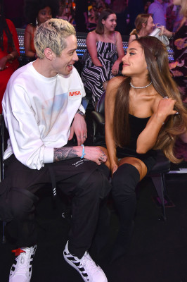 photo 14 in Ariana Grande gallery [id1060368] 2018-08-22 00:00:00