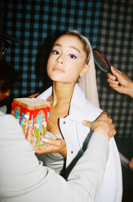 photo 23 in Ariana Grande gallery [id1041355] 2018-06-01 00:00:00