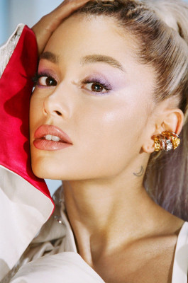 photo 24 in Ariana Grande gallery [id1041354] 2018-06-01 00:00:00