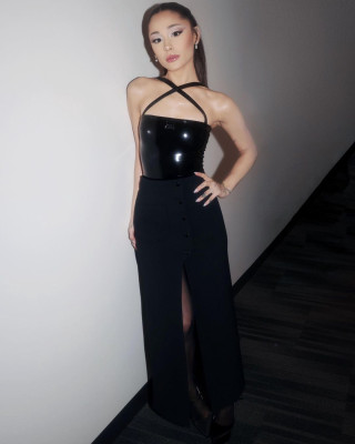 photo 6 in Ariana Grande gallery [id1280224] 2021-11-14 00:00:00