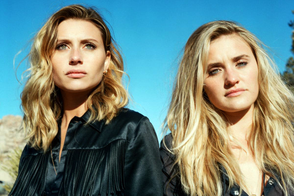photo 14 in AJ Michalka gallery [id1171408] 2019-08-26 00:00:00