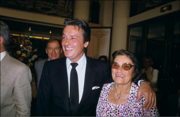 Alain Delon pic #373874