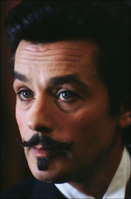 Alain Delon pic #380071
