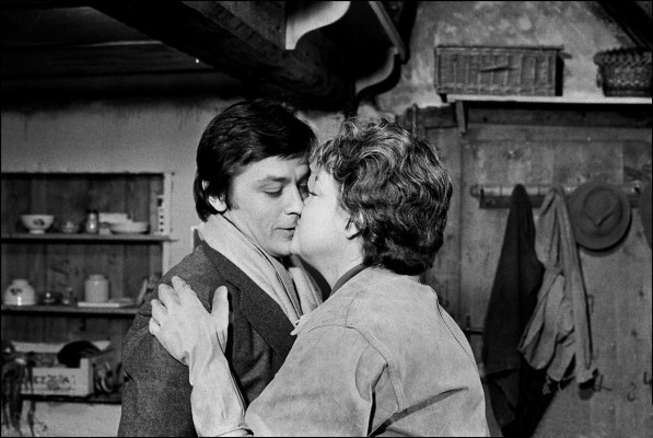 Alain Delon pic #466516