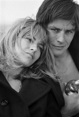 Alain Delon pic #386159