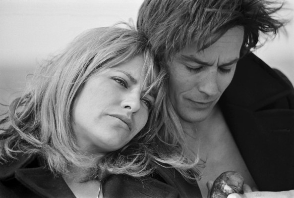 Alain Delon pic #386160