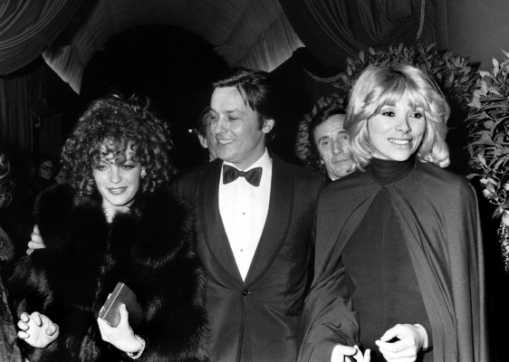 Alain Delon pic #380744