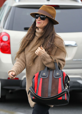 photo 28 in Alanis Morissette gallery [id554260] 2012-11-20 00:00:00