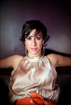 Alanis Morissette pic #199887