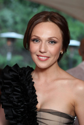 photo 5 in Albina Dzhanabaeva gallery [id481405] 2012-04-30 00:00:00