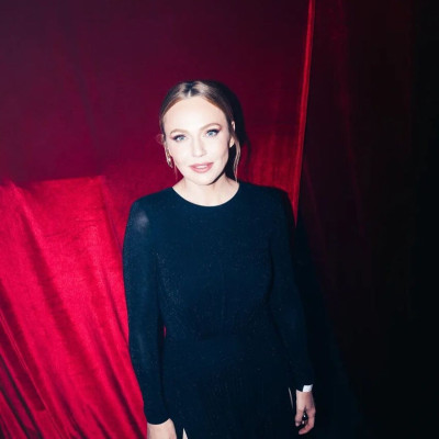 Albina Dzhanabaeva pic #1221521