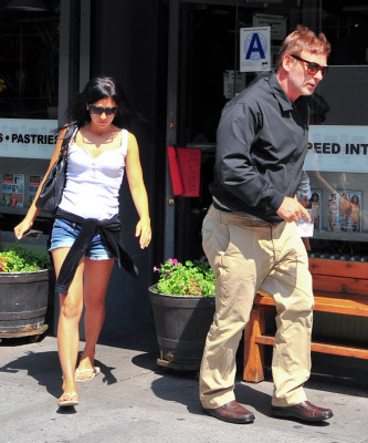 photo 28 in Alec Baldwin gallery [id506446] 2012-07-04 00:00:00